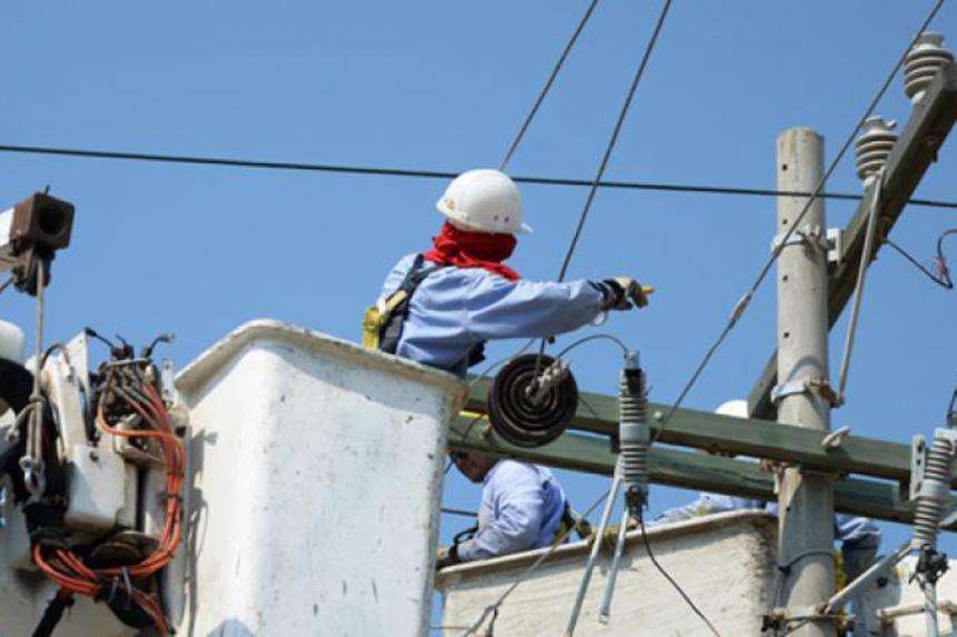 Ciénaga de Oro y Moñitos sin energía