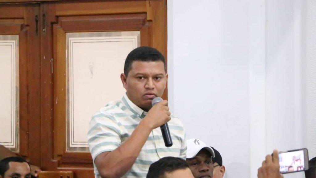 Fiscalía imputa cargos por presuntos delitos electorales contra el alcalde de San Bernardo del Viento