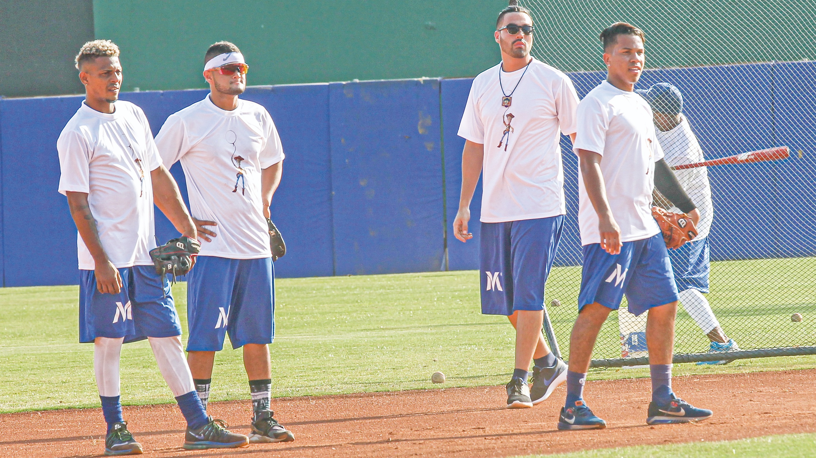 Vaqueros con la cabeza puesta en la Serie del Caribe