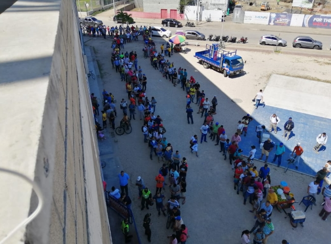 Aficionados se quejan por la falta de control en reventa de boletas de la final de béisbol en Montería