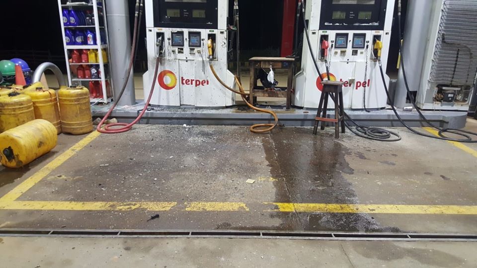 Presuntos miembros del ELN lanzaron granada contra estación de gasolina en el Bajo Cauca