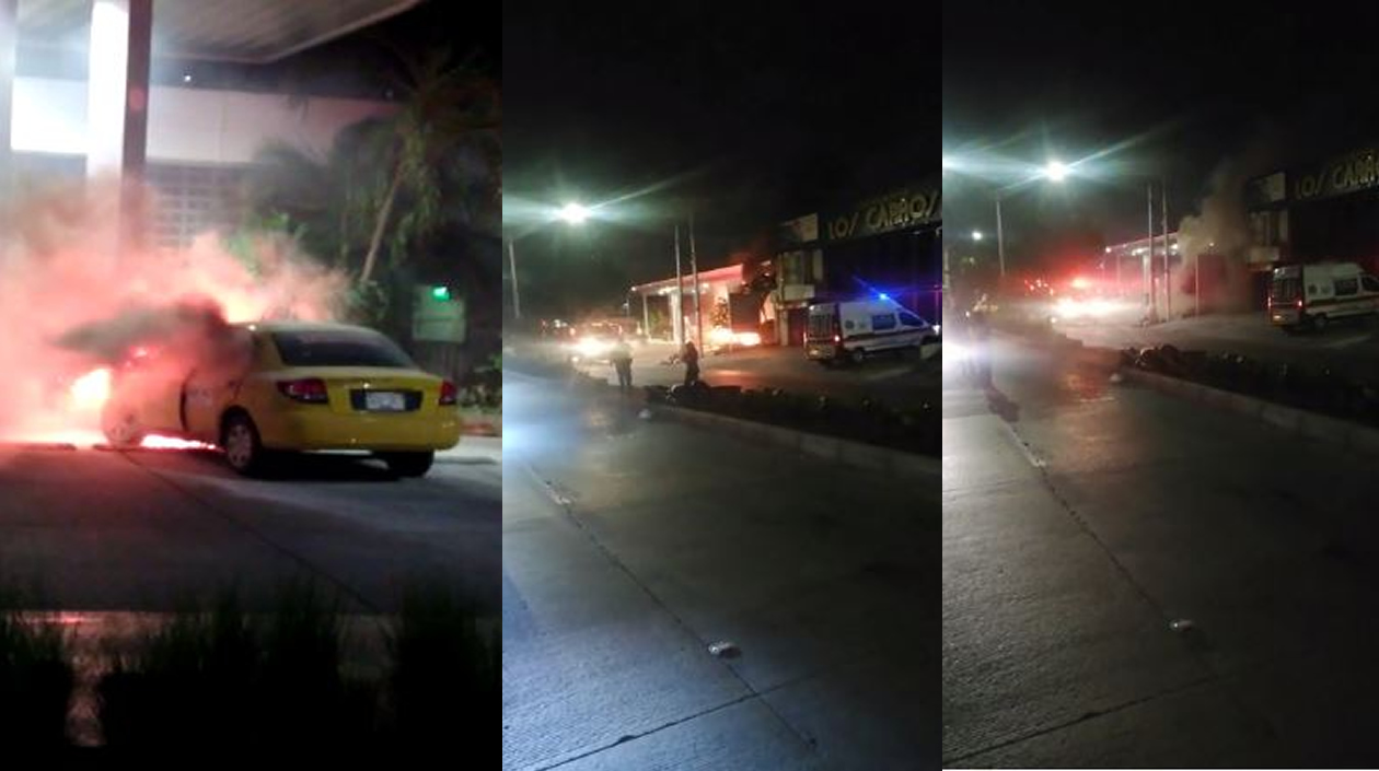 Taxi se incendió en una estación de gasolina