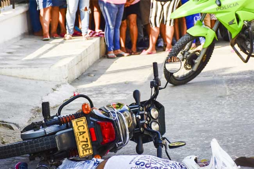 Se lo bajaron a plomo cuando iba de parrillero en una mototaxi