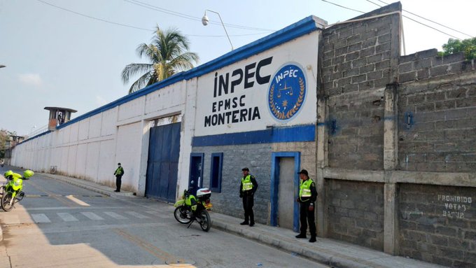 No hubo muertos: tras cacerolazo en Las Mercedes, Policía Nacional resguarda las instalaciones