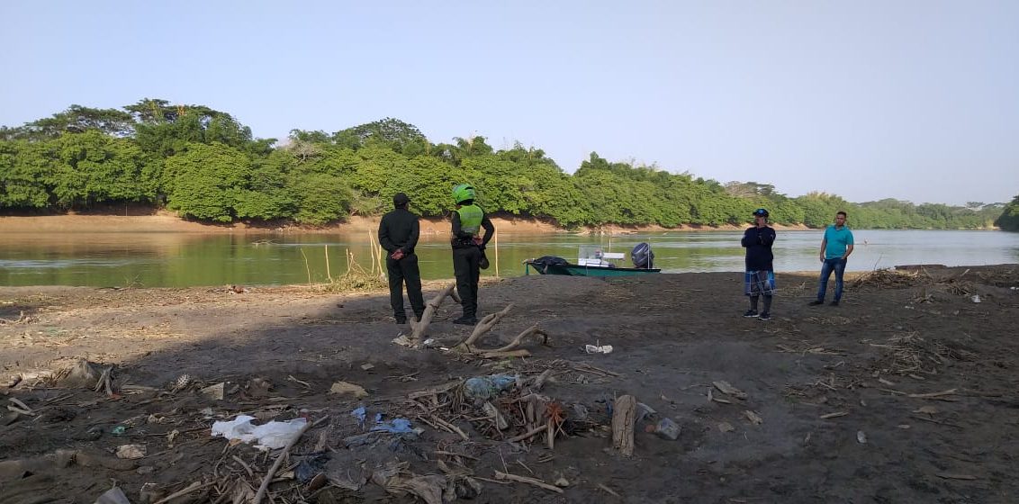 Qué tragedia, buscan en el río Sinú a policía que se habría ahogado