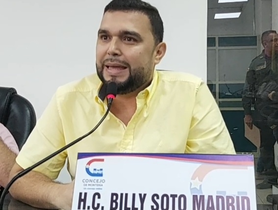 El Concejal Billy Soto se puso la camiseta y se metió la mano al bolsillo, donó más de 700 mercados a familias vulnerables