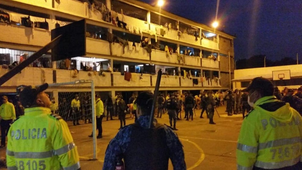 Motines en varias cárceles del país: reclusos protestan por falta de medidas contra el Covid-19