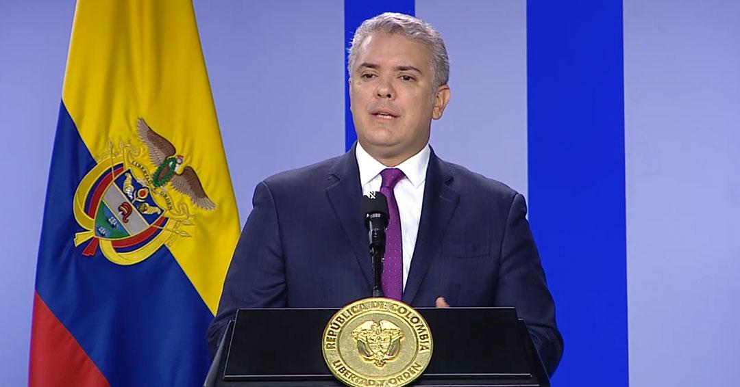 Duque suspende ingreso de viajeros internacionales al país