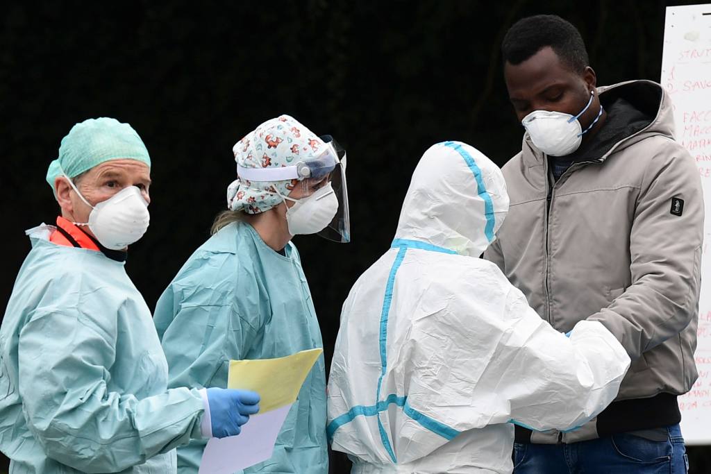 Más de 350 muertos en 24 horas en Italia por coronavirus