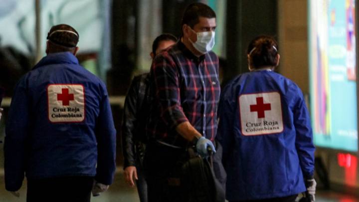 MinSalud dio un nuevo reporte del Covid-19 en Colombia: más de mil contagiados, 17 fallecidos y 39 recuperados