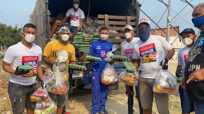 No olvida sus raíces: ‘Teo’ donó dos mil mercados en barrios vulnerables de Barranquilla