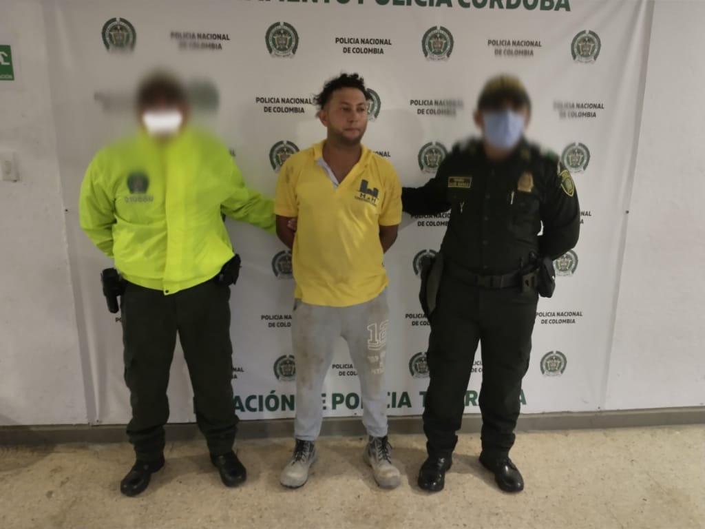 Por delitos sexuales capturan a hombre y aprehenden a menor en Córdoba