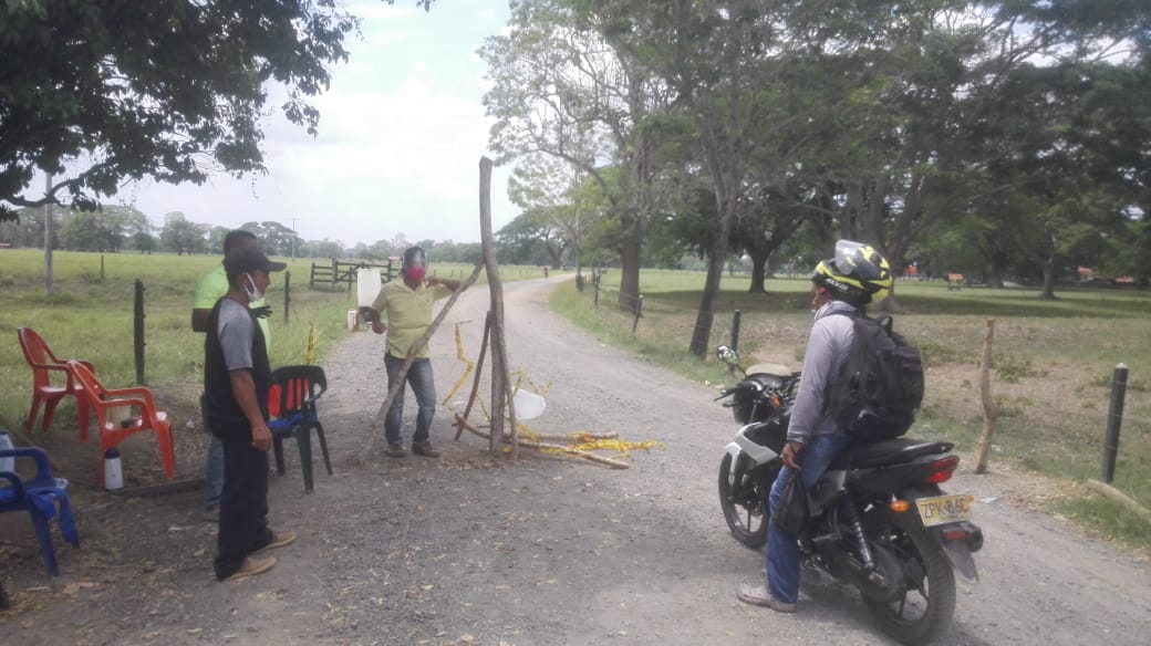 ¡Qué abuso! Policía agredió físicamente a presidente de JAC en zona rural de Montería