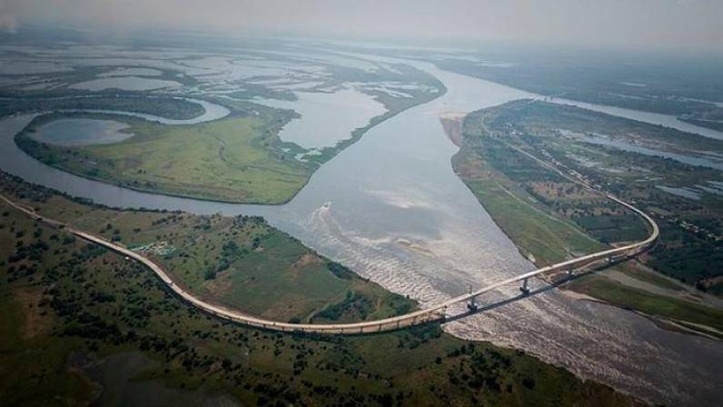 Resultó peor la cura que la enfermedad, el puente Roncador impide la navegabilidad de grandes embarcaciones por el río Magdalena