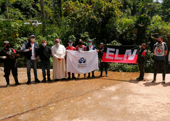 Liberan a auxiliares de Policía secuestrados por ELN