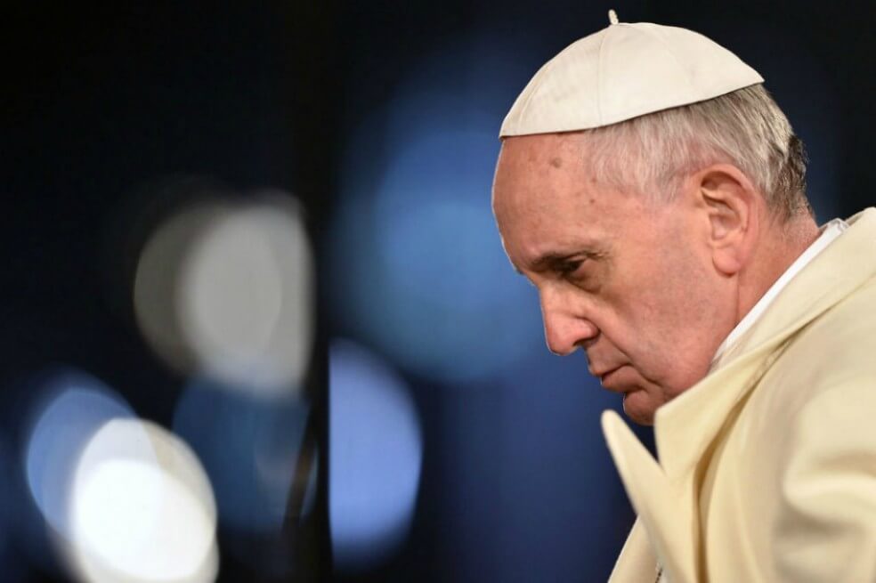 Papa Francisco aseguró que el mundo está enfermo y por eso el ser humano no puede tener sanidad