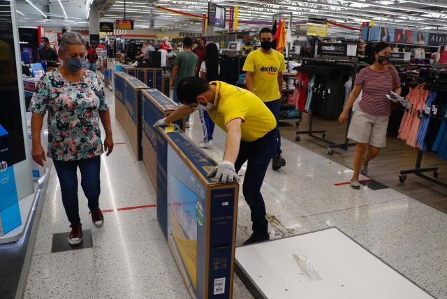 En Montería no se podrán hacer compras presenciales de electrodomésticos durante los días sin IVA
