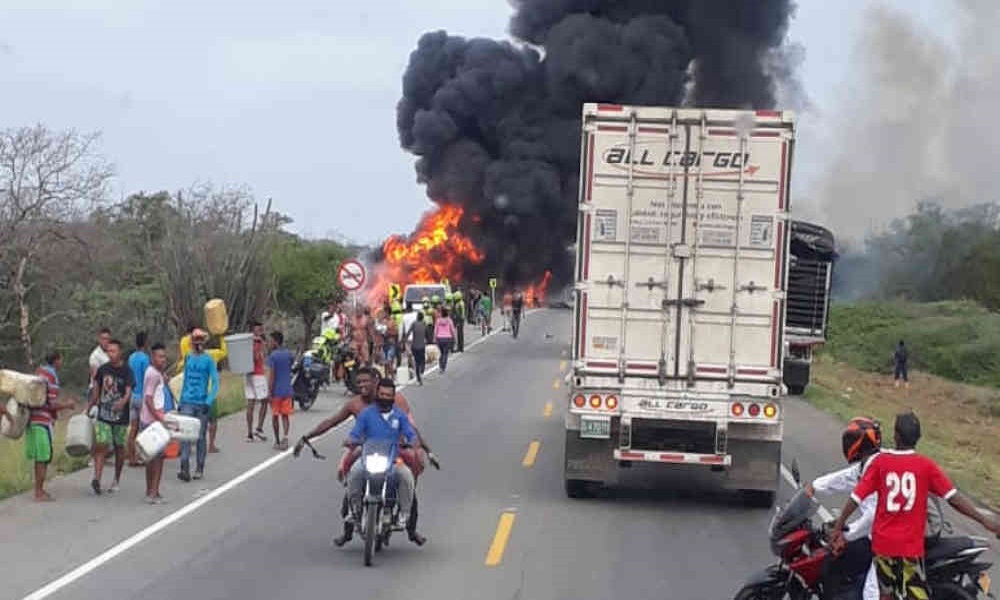 Lamentable, se elevaron a 26 los muertos tras explosión de camión cisterna en Tasajera