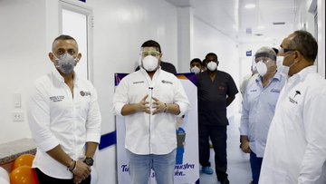 Con la entrega de seis camas UCI, Gobernador de Córdoba amplió capacidad instalada en el hospital de Lorica