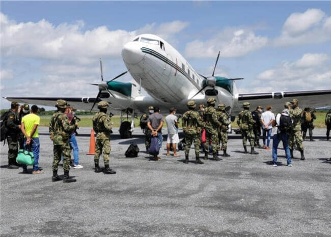 Capturan a 17 guerrilleros del ELN presuntamente involucrados en crímenes de líderes sociales