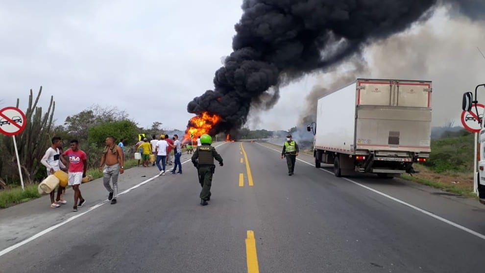Explosión de un camión con gasolina deja cerca de 7 muertos y 40 heridos en Barranquilla