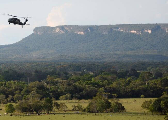 Hallan muertos a 9 de los 11 militares desaparecidos tras caída de helicóptero