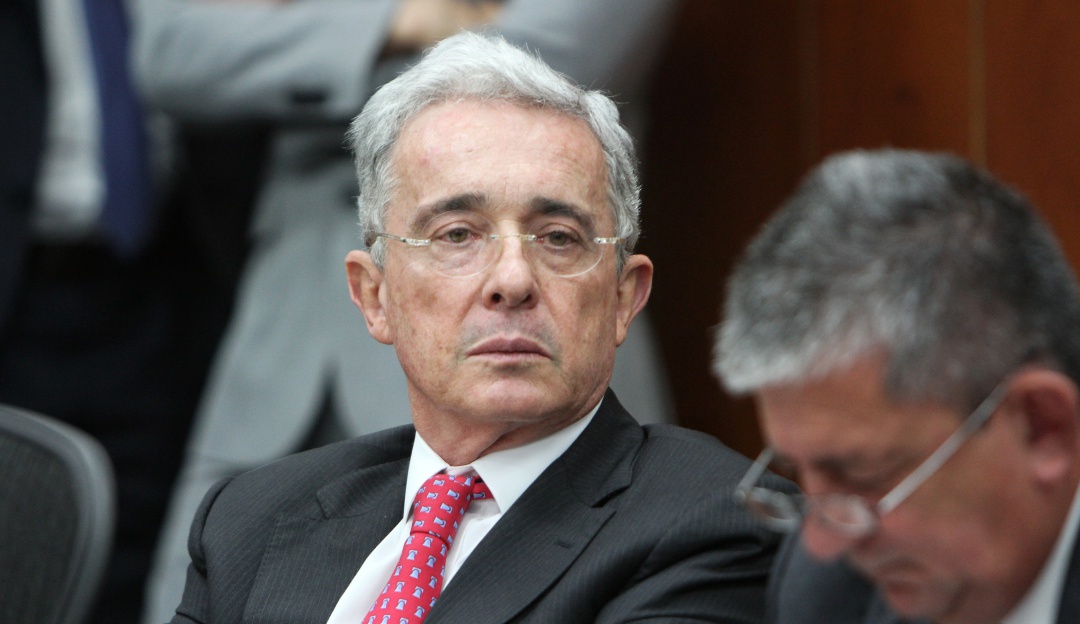 La Corte Suprema de Justicia ordenó la detención domiciliaria del senador Álvaro Uribe