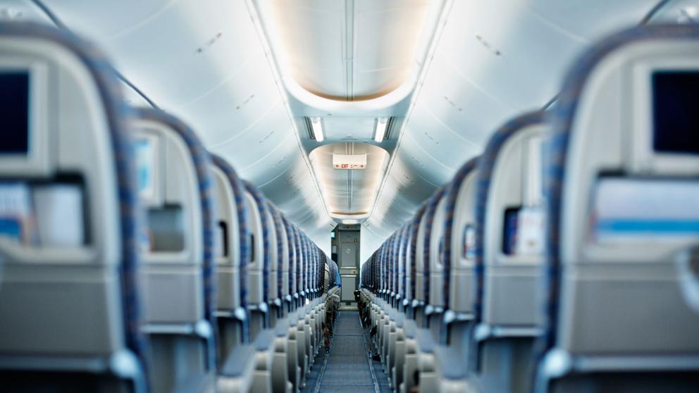 Descartan silla del medio vacía en vuelos internacionales