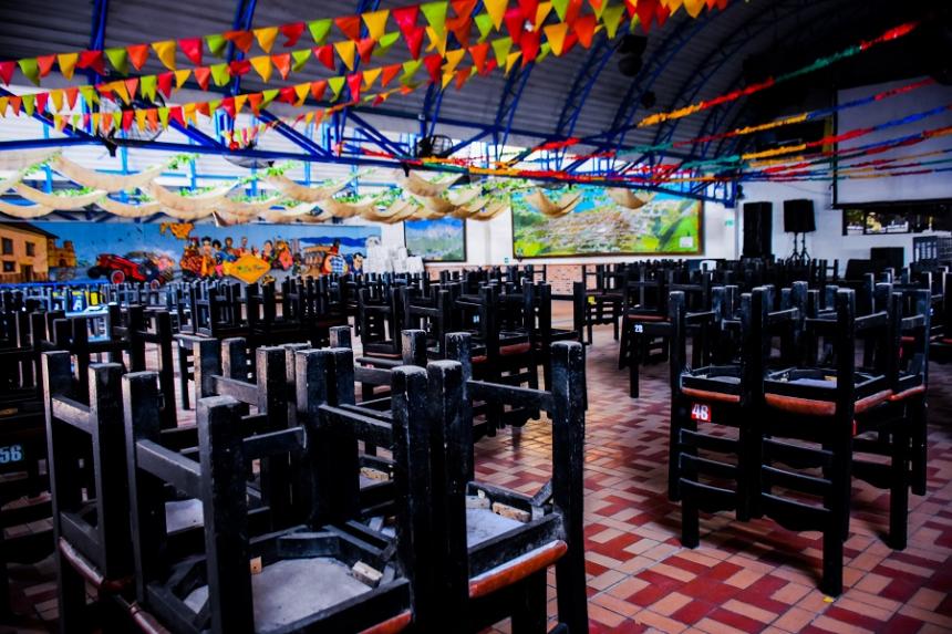 Sin baile y con permanencia de hasta dos horas, reactivan bares en Barranquilla