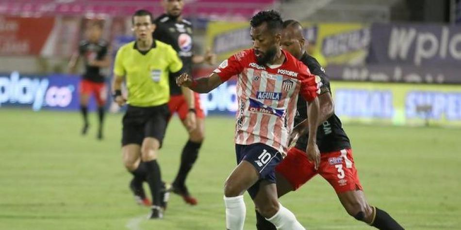 ¡Pasó de todo! Hasta la luz se fue en la derrota de Junior contra América de Cali