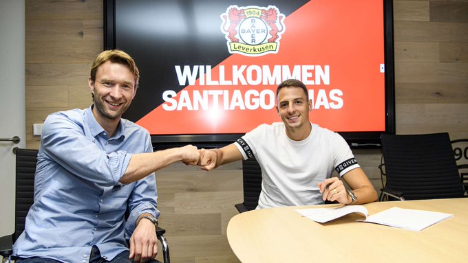 Santiago Arias, nuevo jugador del Bayer Leverkusen