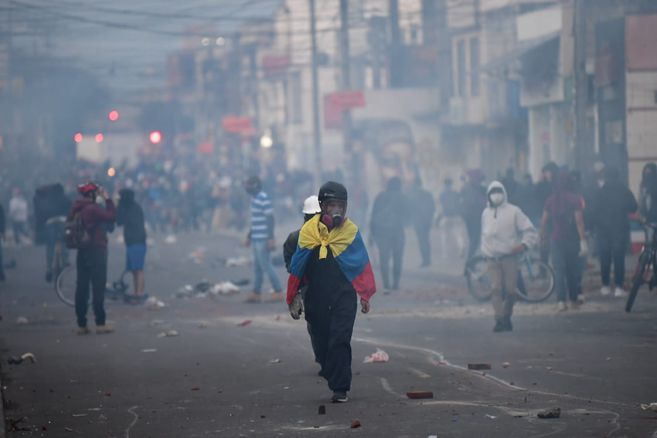 Caos tras la muerte de Javier Ordóñez: protestas dejan 7 fallecidos, más de 100 heridos y 56 sedes policiales quemadas