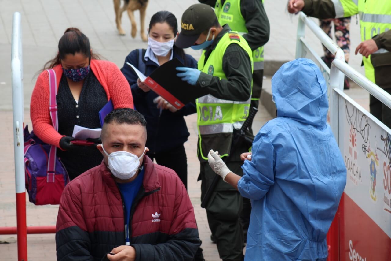 Hoy Colombia registró 9.270 nuevos casos de Covid-19 y 296 muertes más