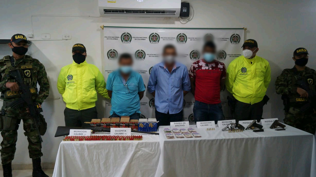 Los capturaron en Ciénaga de Oro por alquilar y comercializar armas de fuego