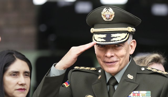 Óscar Atehortúa, director de la Policía Nacional, dio positivo para Covid-19