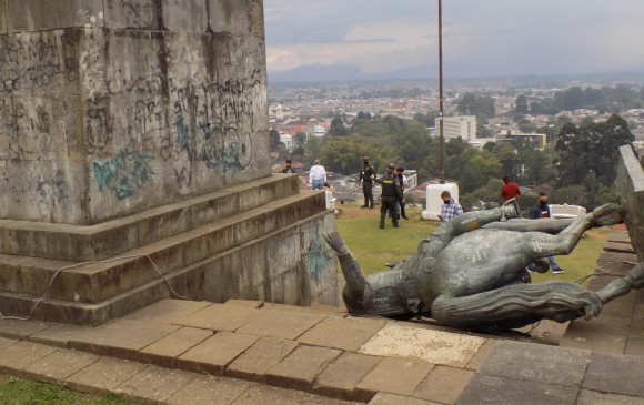 Alcalde de Popayán restaurará la estatua de Belalcázar que fue derribada por indígenas