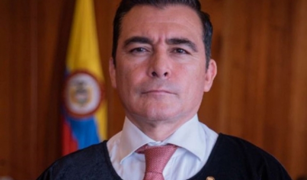 Magistrado que investigó a Uribe tuvo contrato con Presidencia durante Gobierno Santos