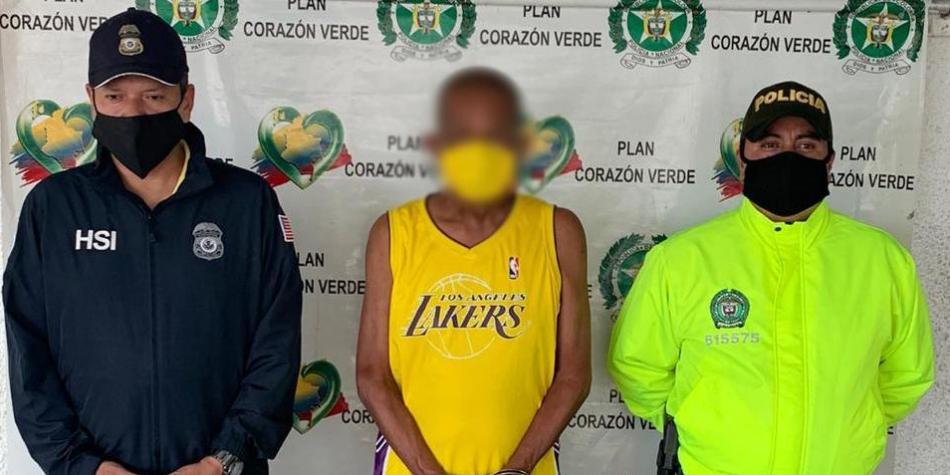 Qué joyita: cayó en Montería ‘El Profe’, le ofrecía hasta un millón de pesos a sus alumnas por tener sexo