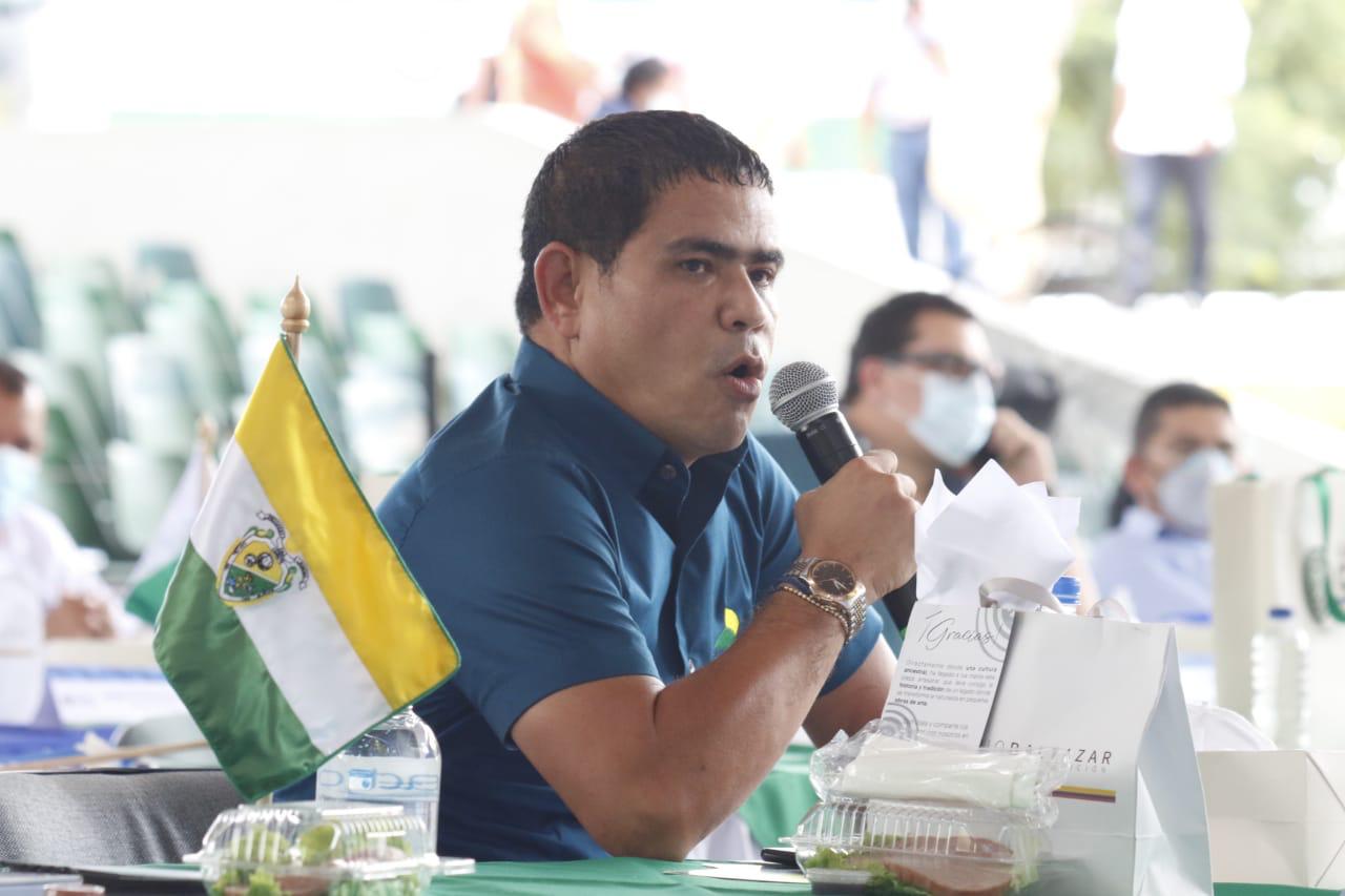 Alcalde de San Pelayo solicitó apoyo a ministros de Agricultura y Ambiente