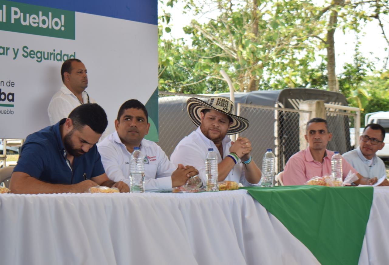 Todo listo en el Coliseo de Ferias para la cumbre de alcaldes este jueves