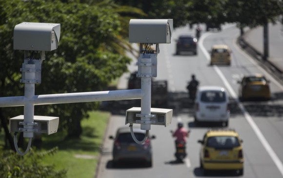 Corte confirmó que propietarios de vehículos no deben ser solidariamente responsables de fotomultas