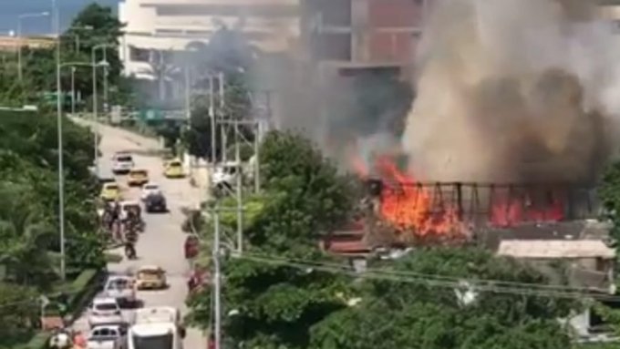 Incendio de un restaurante casi termina en tragedia en Cartagena