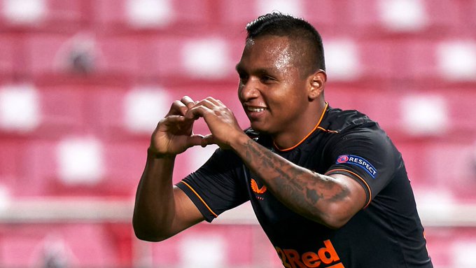 Morelos está imparable, marcó e impuso un récord en la historia del Rangers en la Europa League