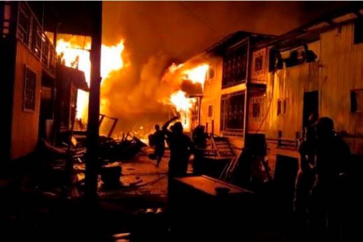 Dos muertos y más de 65 casas afectadas dejó gigantesco incendio en Ríosucio, Chocó