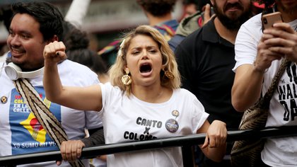 La cantante Adriana Lucía denuncia nuevas amenazas en su contra