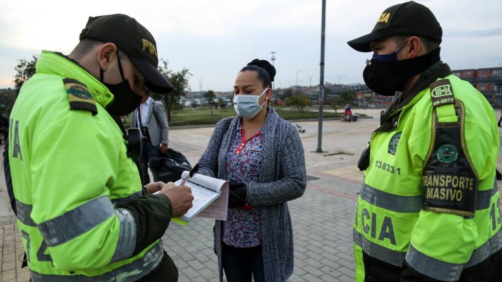 Congreso aprueba que entes territoriales puedan hacer hasta un 60% de descuento en multas relacionadas con la pandemia