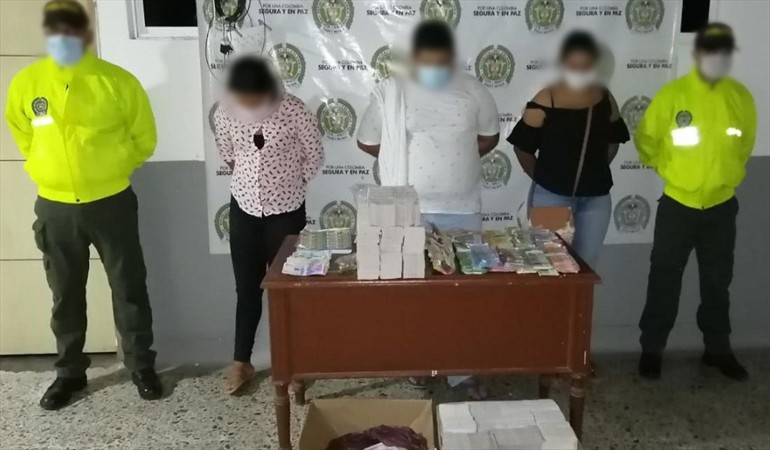 Capturan a tres personas en Cotorra por venta ilegal de rifas