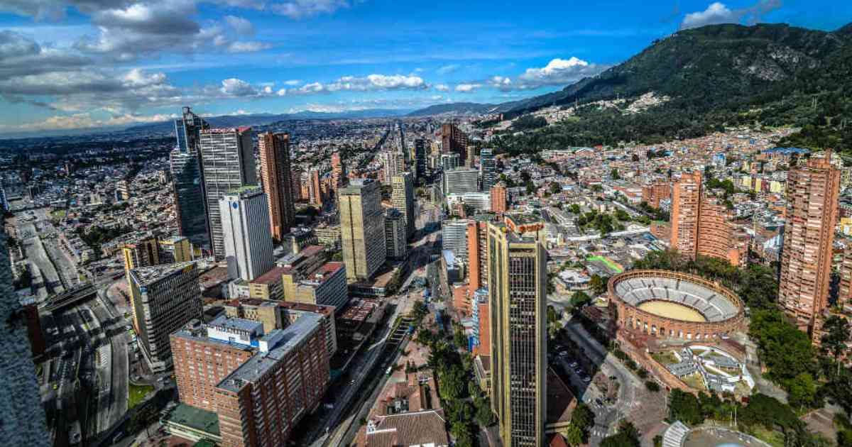 Alcaldía pide a viajeros que estén fuera de Bogotá aislarse cuando vuelvan la ciudad