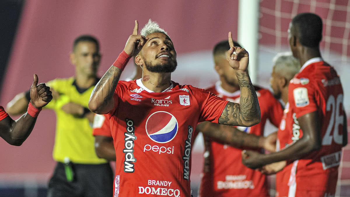 América goleó a Santa Fe y quedó a un paso de su estrella 15