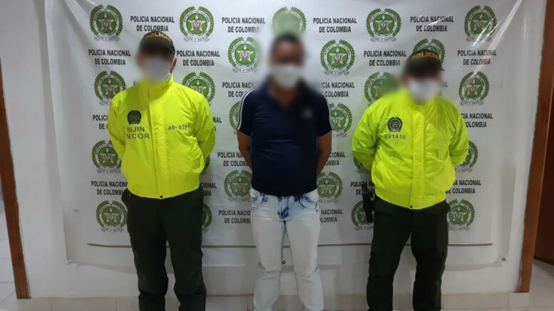 Tenía orden de captura por violación y se paseaba como Pedro por su casa en Montelíbano